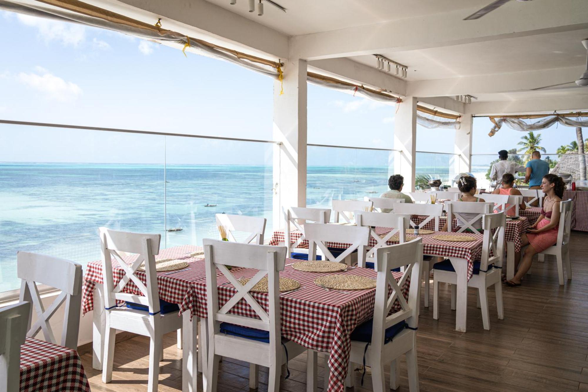 Hotel Pili Pili Sunrise Beach Jambiani  Esterno foto