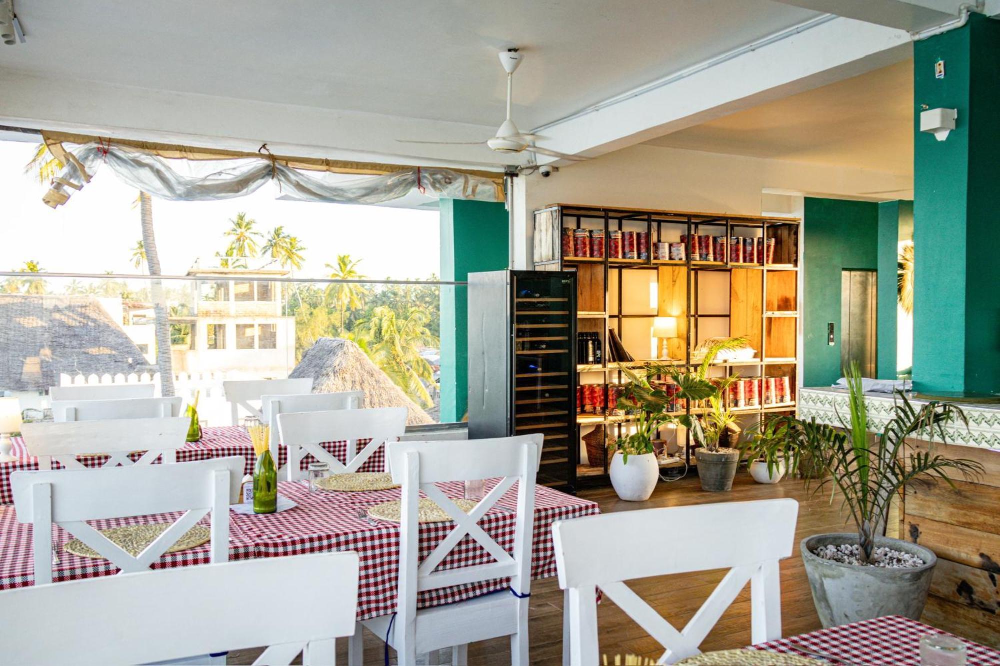 Hotel Pili Pili Sunrise Beach Jambiani  Esterno foto